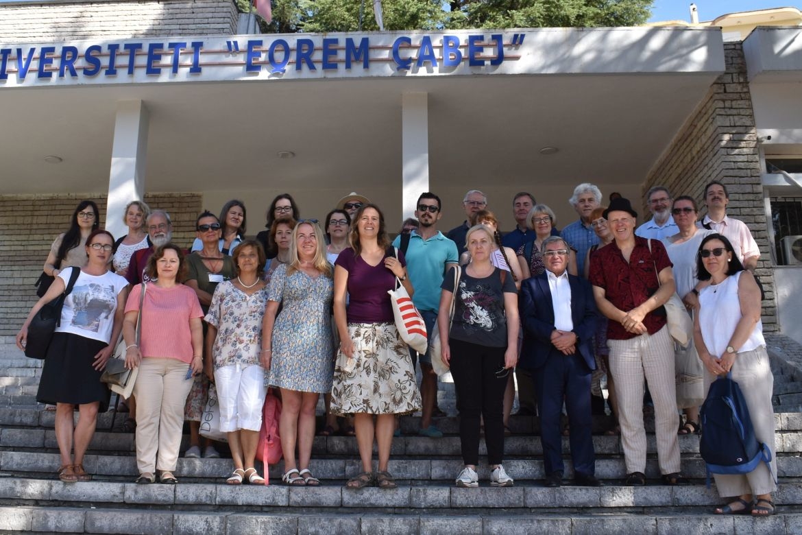 Balladakutatók nemzetközi konferenciája Albániában