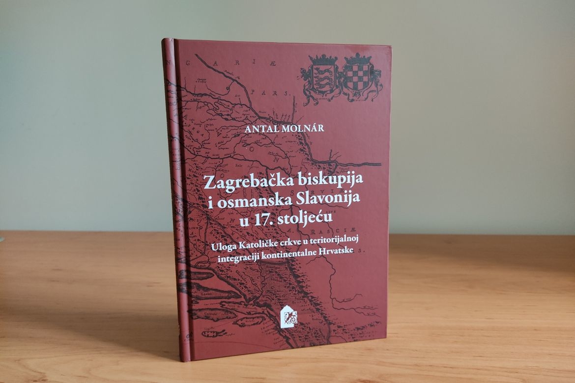 Horvát nyelven jelent meg Molnár Antal legújabb kötete